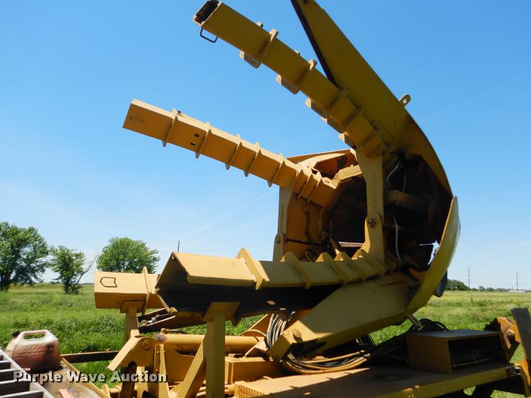 image for item FT9603 1985 International 2574 truck with Big John tree transplanter