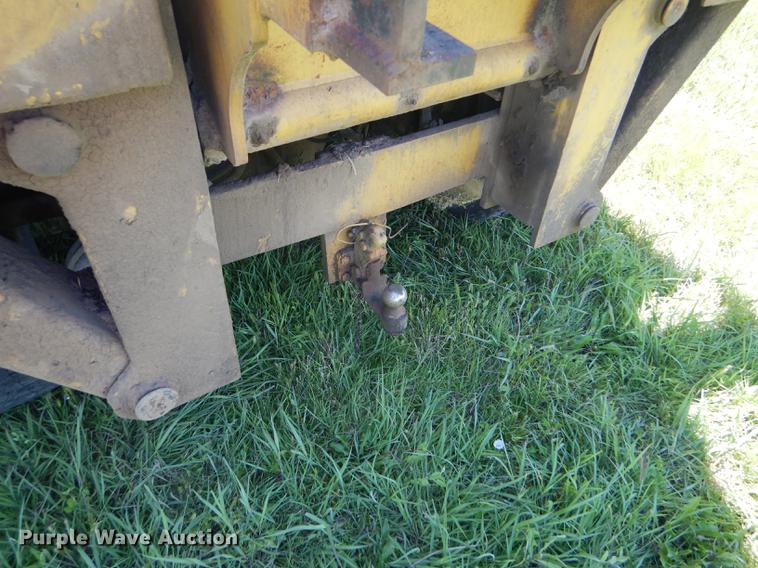 image for item FT9603 1985 International 2574 truck with Big John tree transplanter