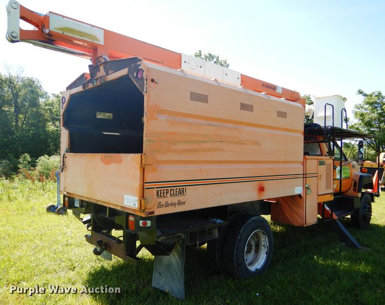 image for item FT9604 1997 GMC C7500 bucket truck