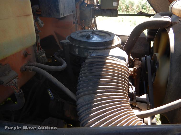 image for item FT9604 1997 GMC C7500 bucket truck