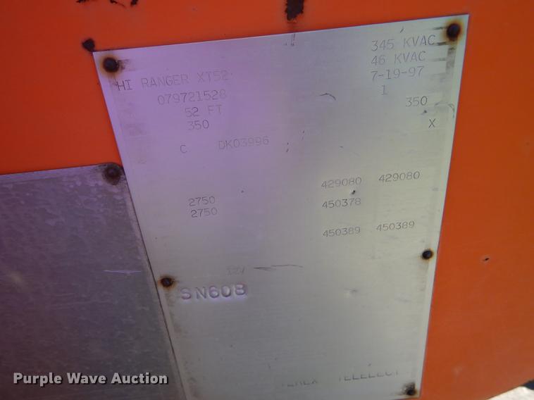 image for item FT9604 1997 GMC C7500 bucket truck