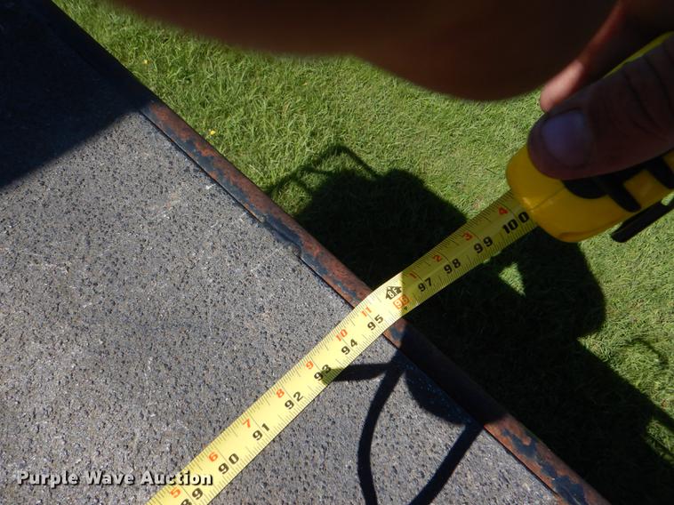 image for item FT9604 1997 GMC C7500 bucket truck