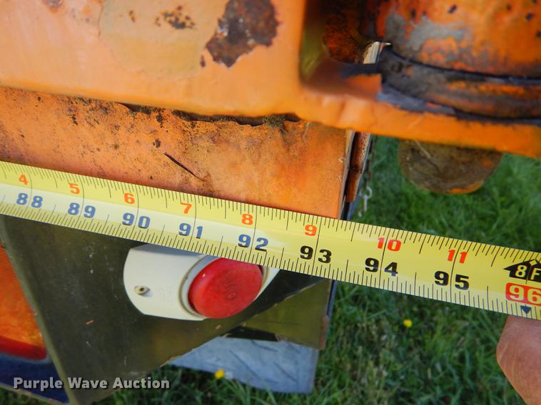 image for item FT9604 1997 GMC C7500 bucket truck