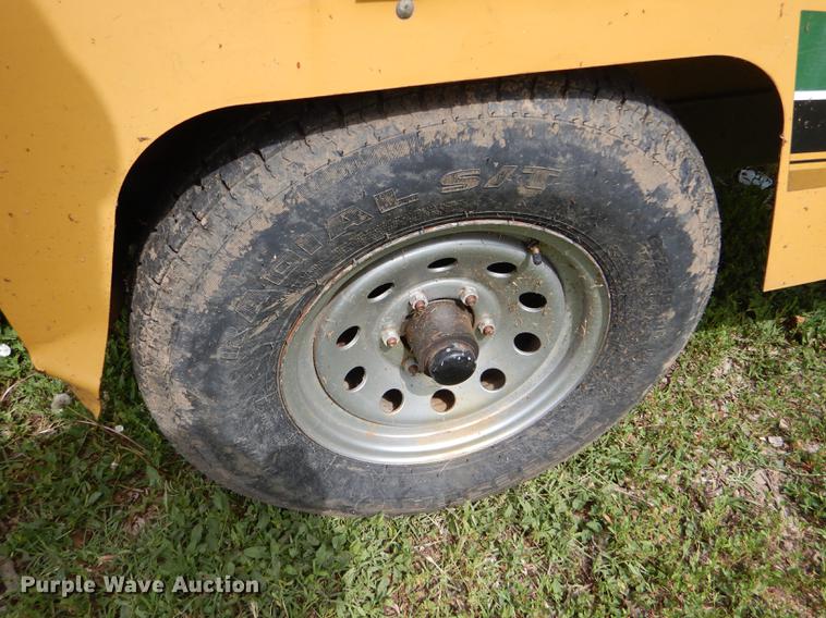 image for item FT9605 Vermeer BC1000XL wood chipper