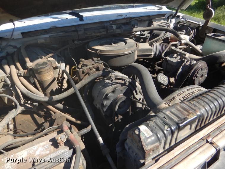 image for item FT9607 1990 Ford F250 pickup truck