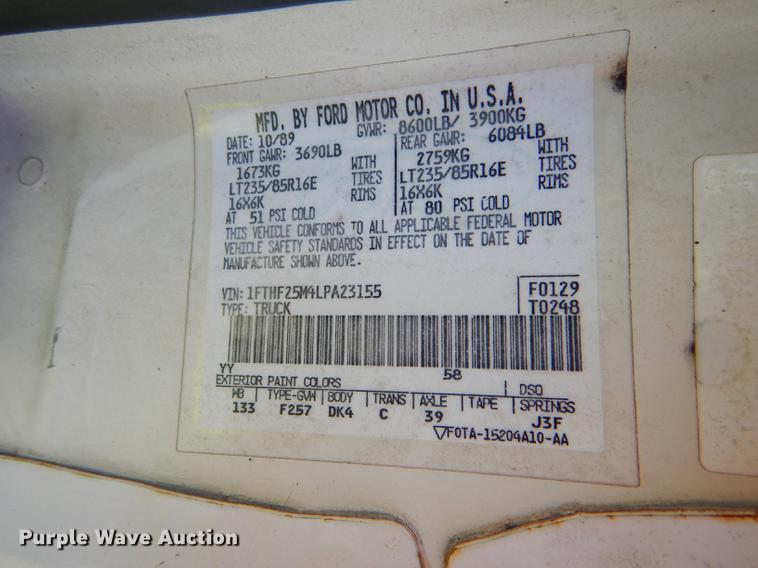 image for item FT9607 1990 Ford F250 pickup truck