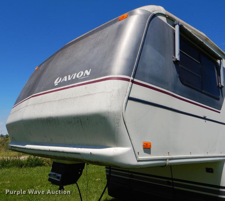 image for item FT9608 1993 Fleetwood Avion 345G camper
