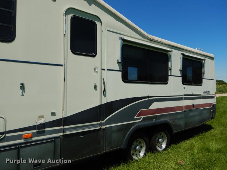 image for item FT9608 1993 Fleetwood Avion 345G camper