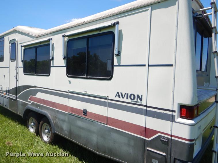 image for item FT9608 1993 Fleetwood Avion 345G camper