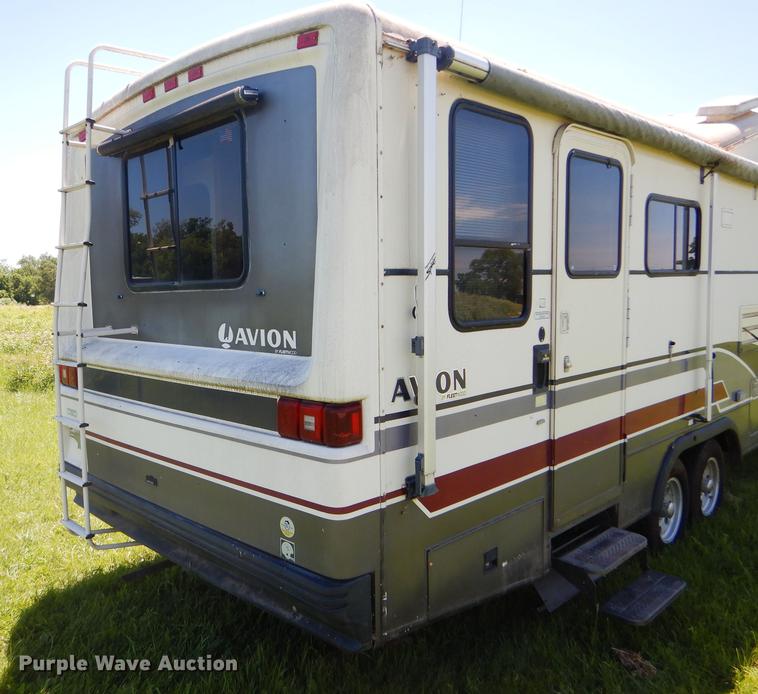 image for item FT9608 1993 Fleetwood Avion 345G camper