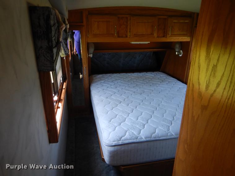 image for item FT9608 1993 Fleetwood Avion 345G camper