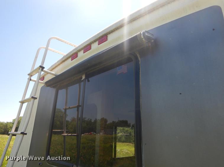 image for item FT9608 1993 Fleetwood Avion 345G camper