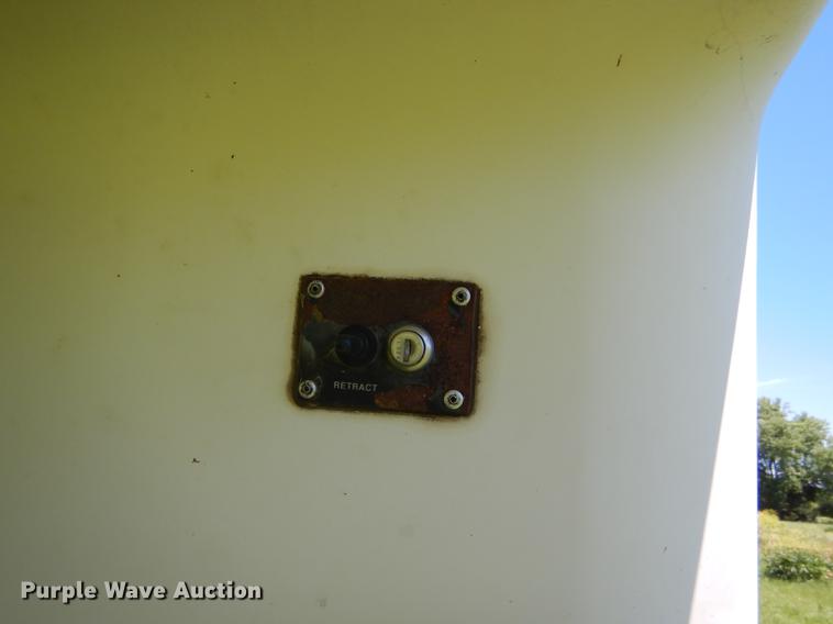 image for item FT9608 1993 Fleetwood Avion 345G camper