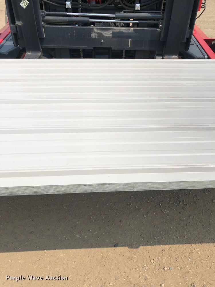 image for item G1829 (40) sheets of metal siding/roofing