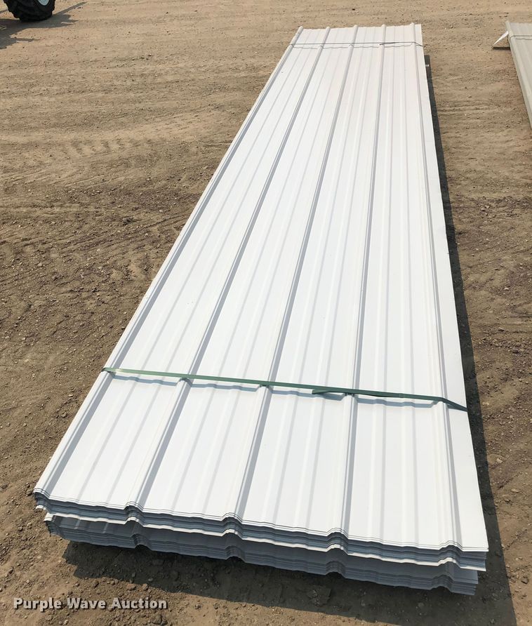 image for item G1830 (73) sheets of metal siding/roofing