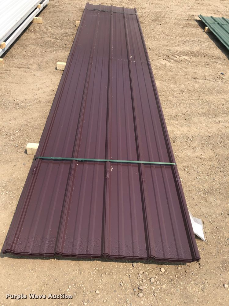image for item G1831 (260) sheets of metal siding/roofing