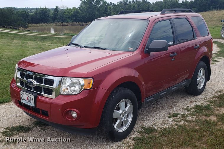 image for item GA9267 2010 Ford Escape SUV