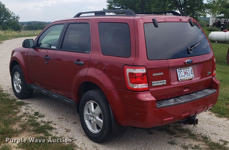 image for item GA9267 2010 Ford Escape SUV