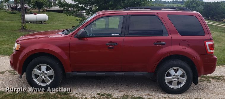 image for item GA9267 2010 Ford Escape SUV