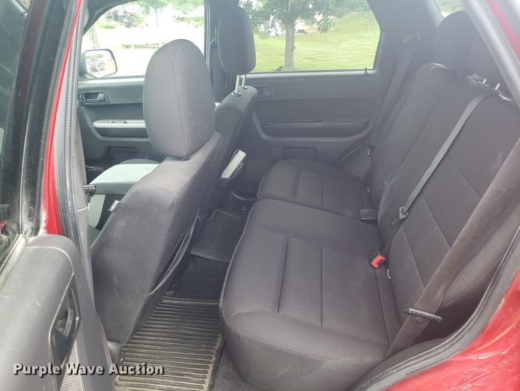 image for item GA9267 2010 Ford Escape SUV