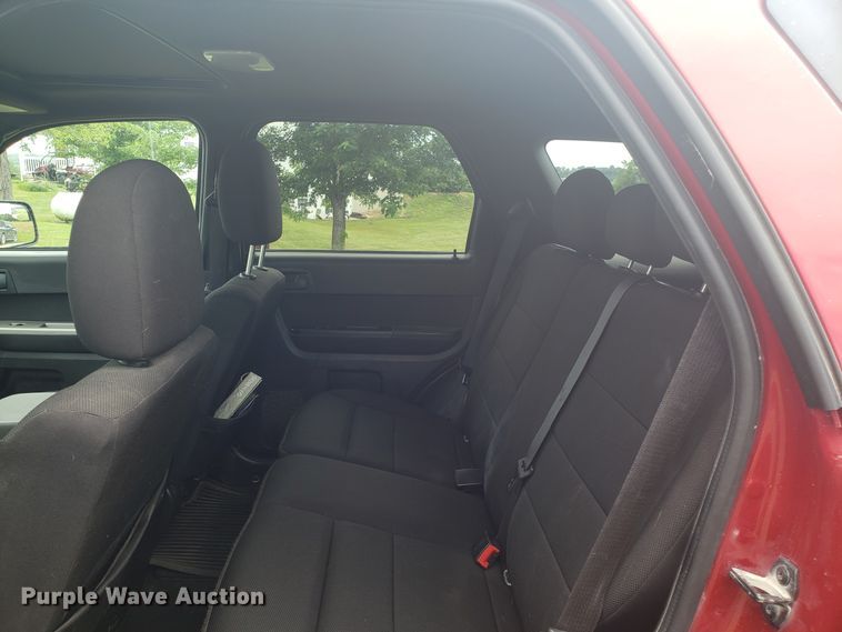 image for item GA9267 2010 Ford Escape SUV