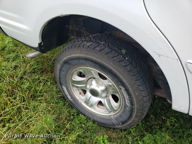 image for item GA9270 1997 Ford Expedition SUV