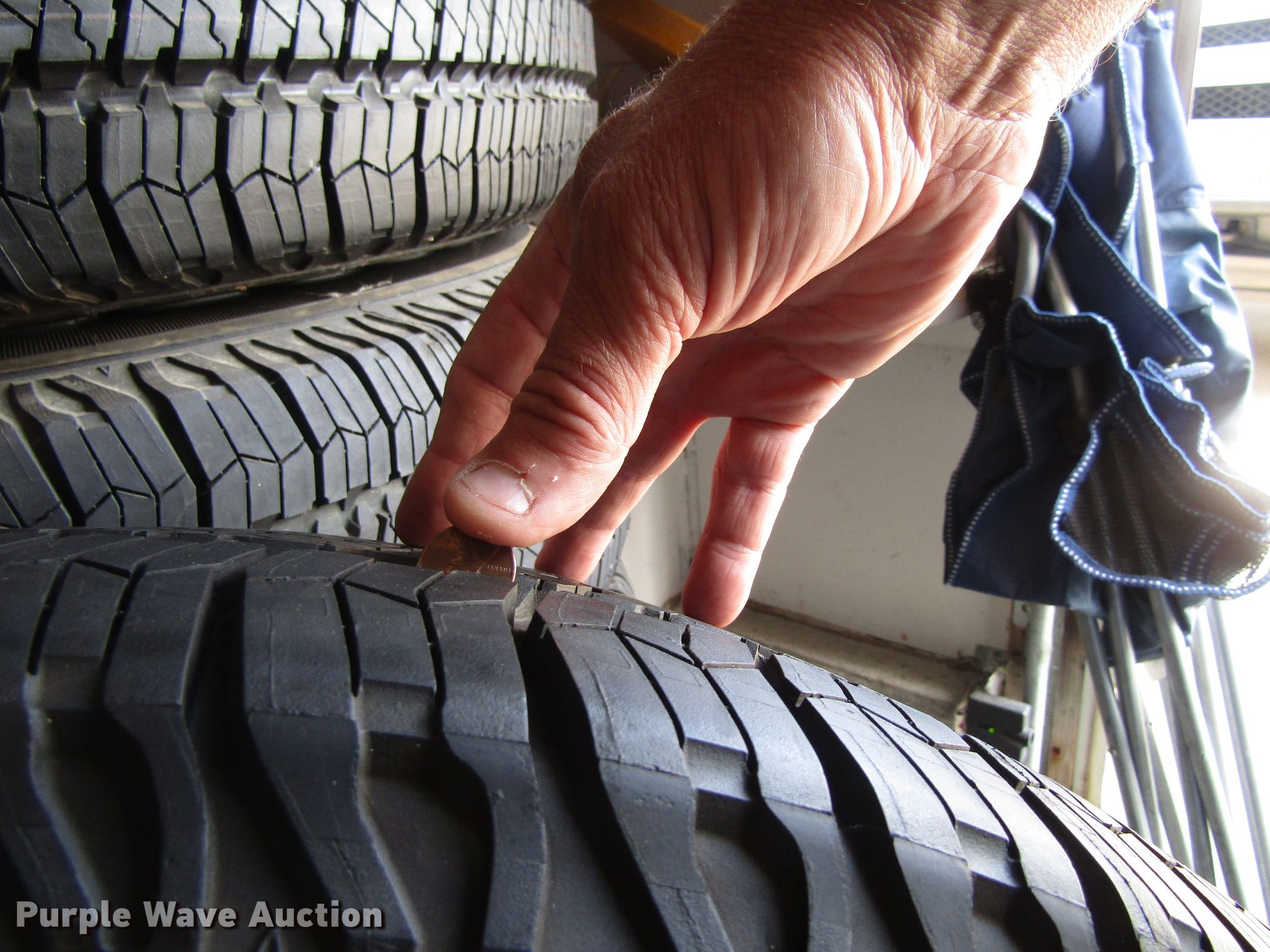 (5) Goodyear Wrangler 255/75R17 tires in Cedar Rapids, IA Item EU9706