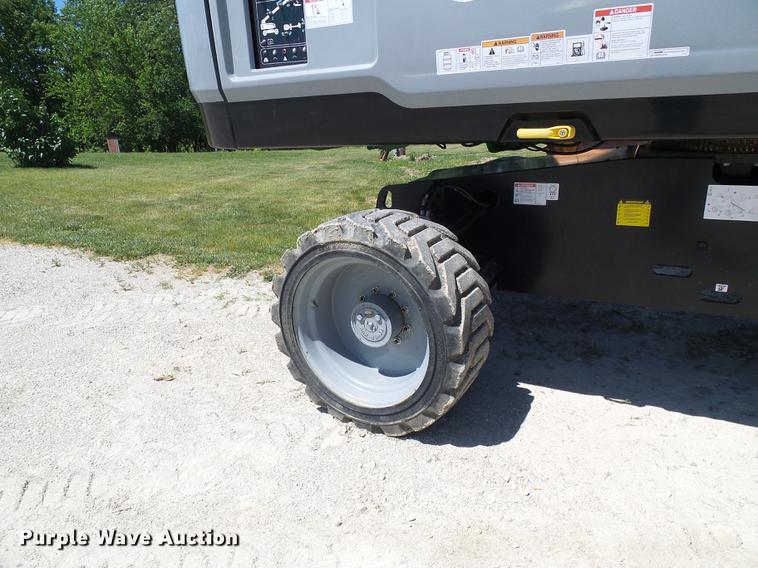 image for item DB2200 2018 Genie S-60X boom lift