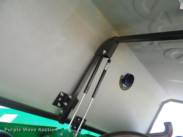 image for item DB2200 2018 Genie S-60X boom lift