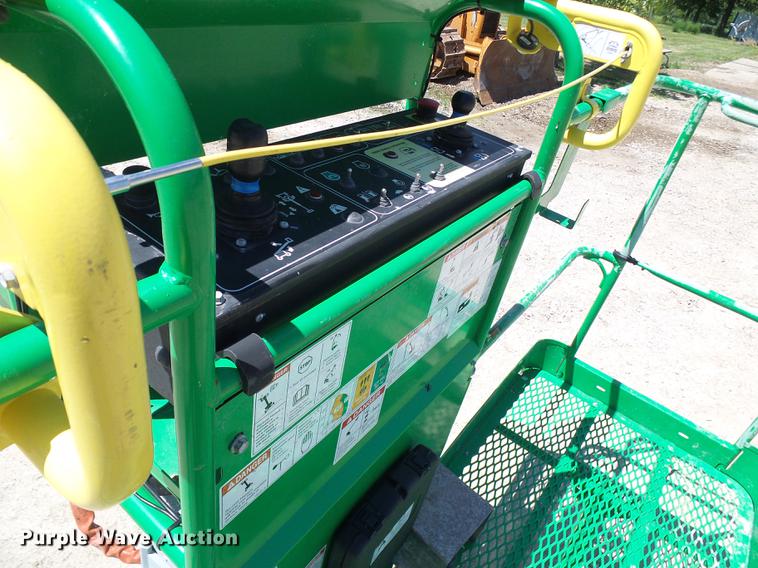 image for item DB2200 2018 Genie S-60X boom lift