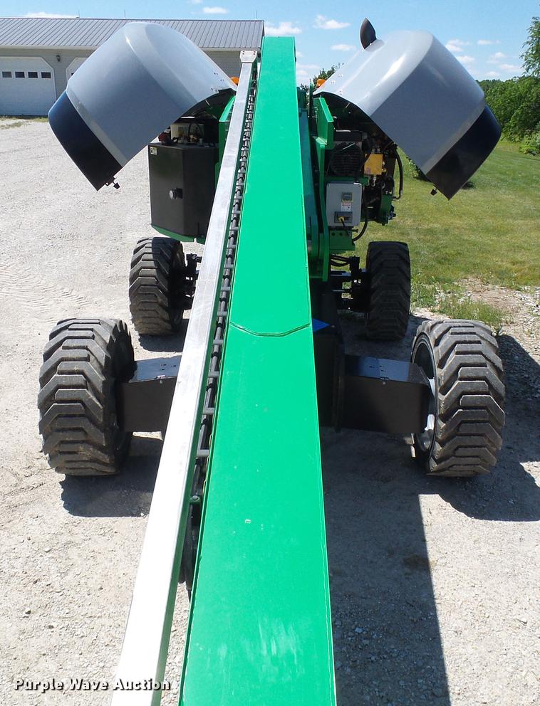 image for item DB2200 2018 Genie S-60X boom lift