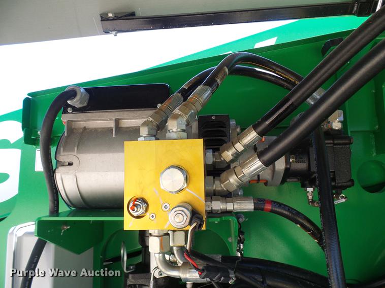 image for item DB2200 2018 Genie S-60X boom lift