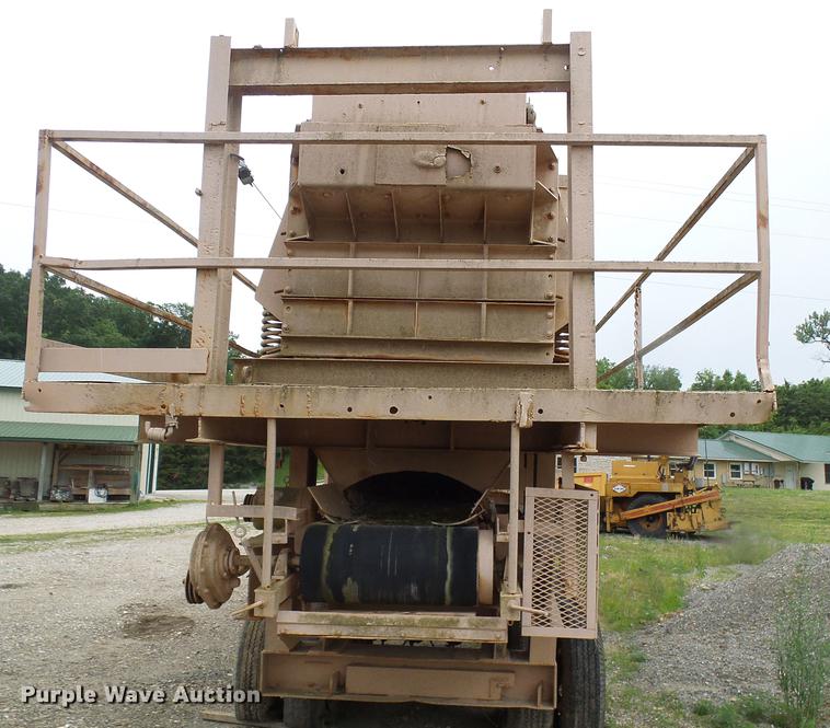 image for item DB2202 Universal 130-150 closed circuit secondary impact crusher