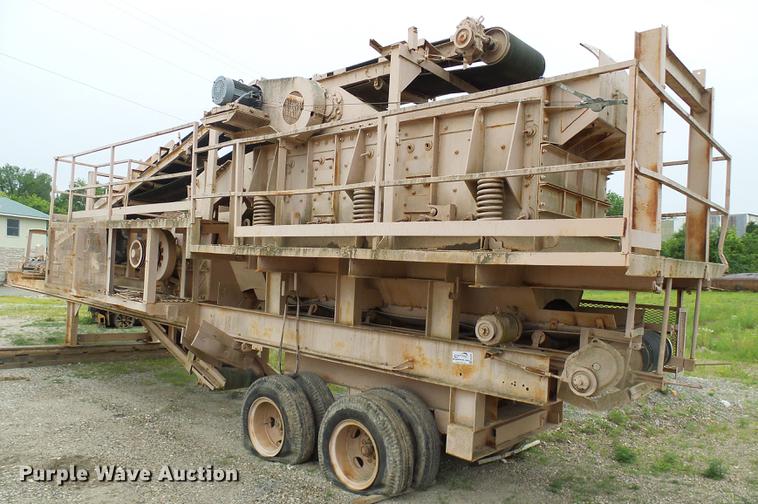 image for item DB2202 Universal 130-150 closed circuit secondary impact crusher