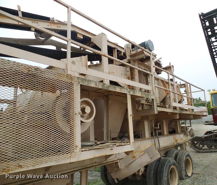 image for item DB2202 Universal 130-150 closed circuit secondary impact crusher