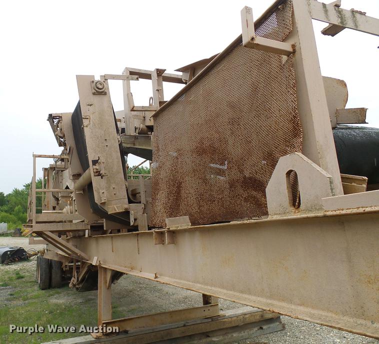 image for item DB2202 Universal 130-150 closed circuit secondary impact crusher