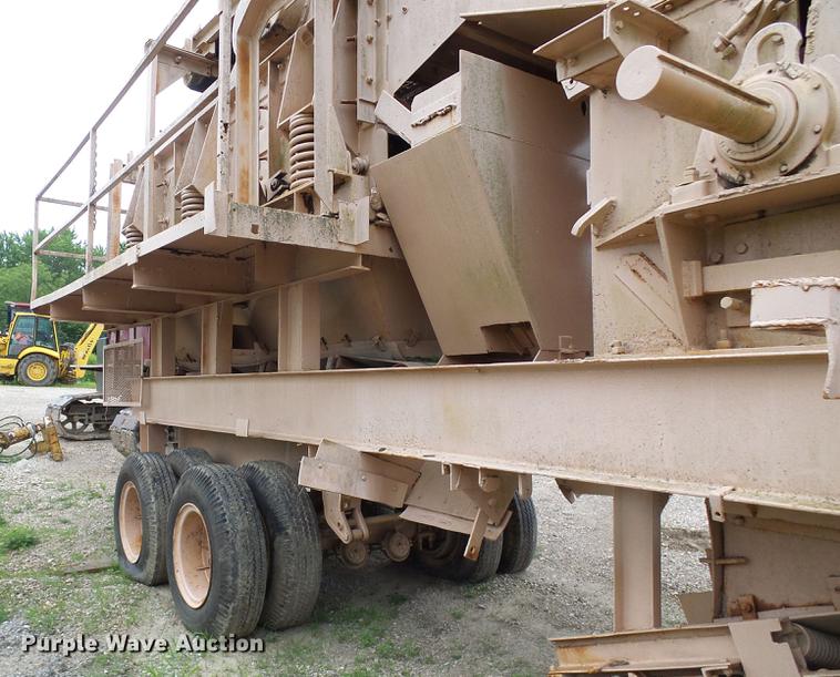 image for item DB2202 Universal 130-150 closed circuit secondary impact crusher