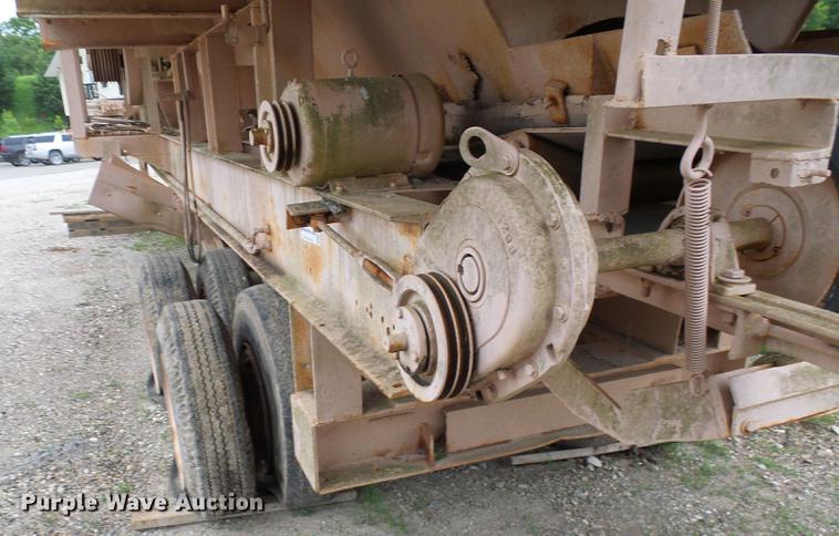 image for item DB2202 Universal 130-150 closed circuit secondary impact crusher