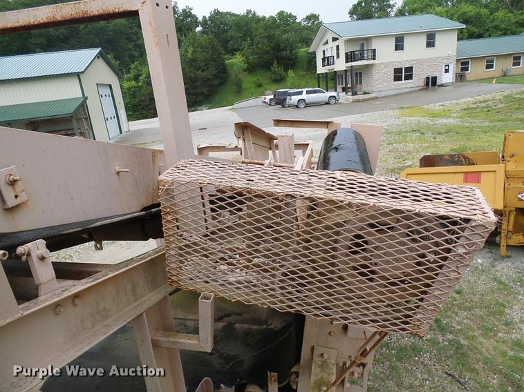 image for item DB2202 Universal 130-150 closed circuit secondary impact crusher