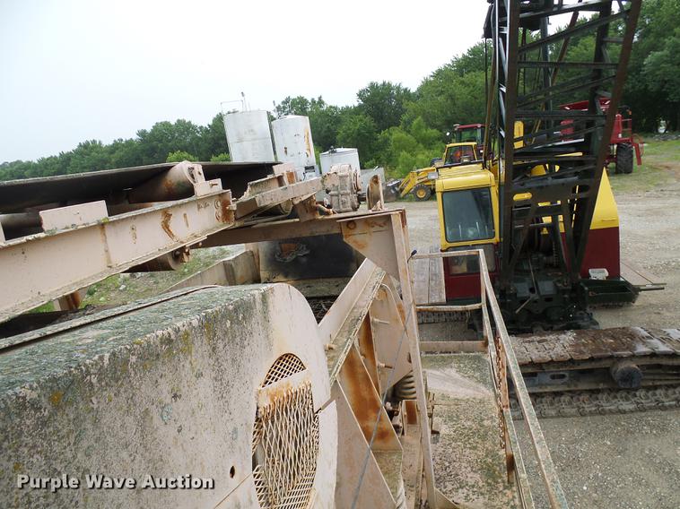 image for item DB2202 Universal 130-150 closed circuit secondary impact crusher