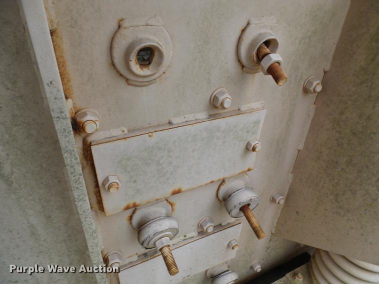 image for item DB2202 Universal 130-150 closed circuit secondary impact crusher