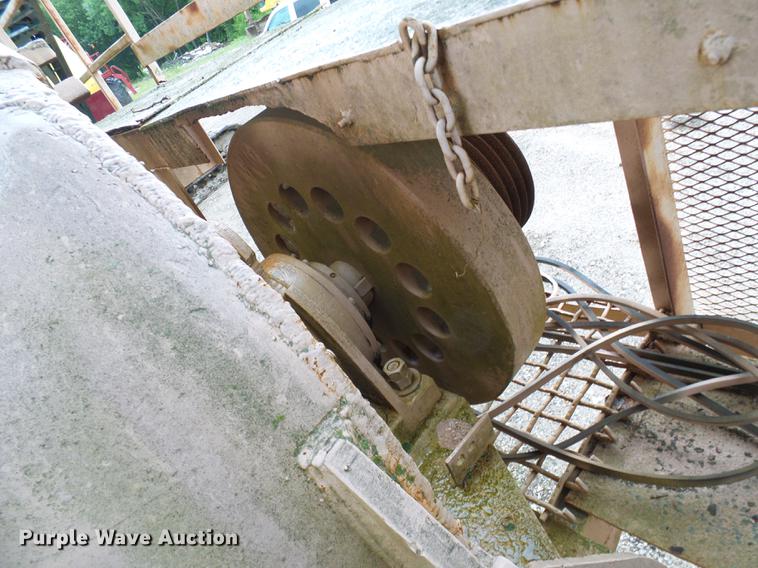 image for item DB2202 Universal 130-150 closed circuit secondary impact crusher