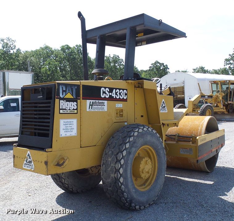 image for item DB2216 2001 Caterpillar CS-433C single drum vibratory roller