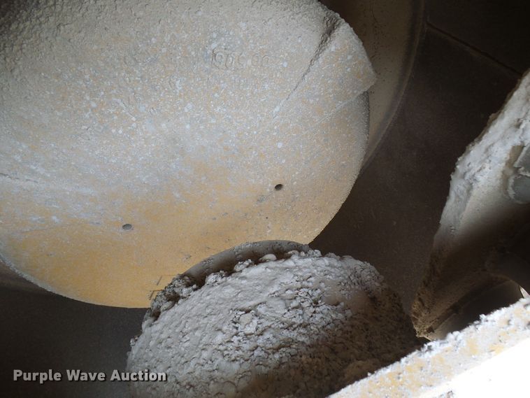 image for item DB2216 2001 Caterpillar CS-433C single drum vibratory roller