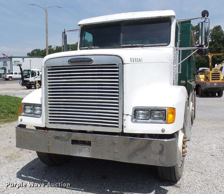 image for item DB2217 1995 Freightliner FLD dump truck