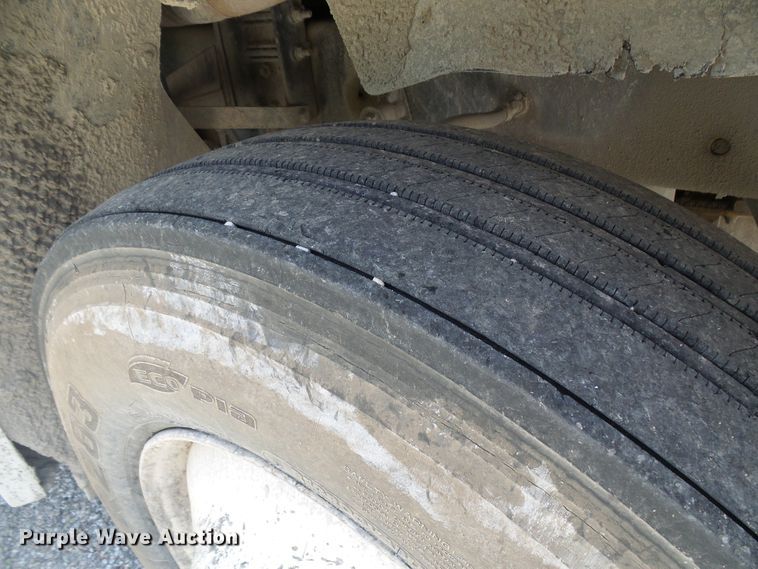 image for item DB2217 1995 Freightliner FLD dump truck