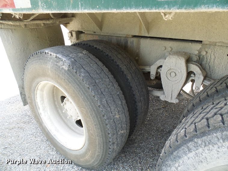 image for item DB2217 1995 Freightliner FLD dump truck