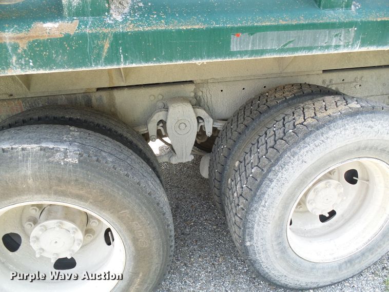 image for item DB2217 1995 Freightliner FLD dump truck