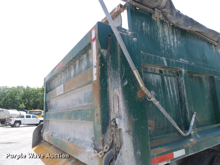 image for item DB2217 1995 Freightliner FLD dump truck