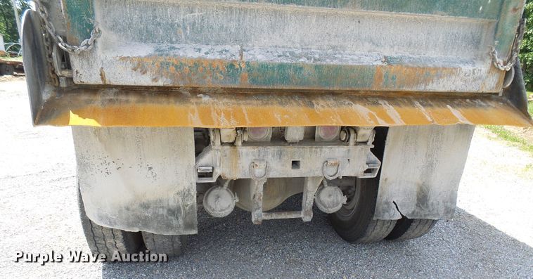 image for item DB2217 1995 Freightliner FLD dump truck